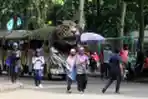 Taman Margasatwa Ragunan saat Libur Tahun Baru 2022