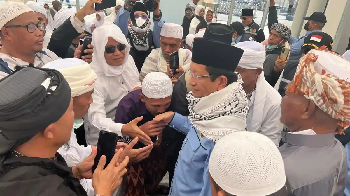 Bahagianya Jamaah Haji Lombok, Pulang ke Tanah Air Diantar Menteri Agama Nasaruddin Umar