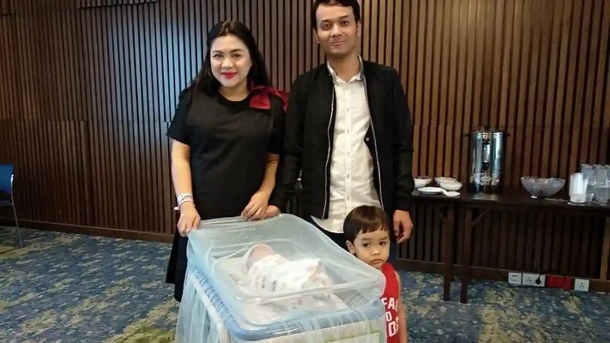 Target Langsing Lagi Setelah Melahirkan Vicky Shu Jalani Perawatan Ala Jawa