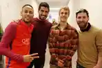 justin-bieber-menyambangi-markas-latihan-fc-barcelona_20161122_083620.jpg