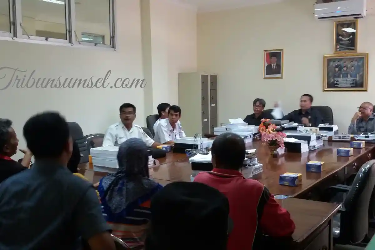 Mediasi Dewan Bahas Kompensasi PT KAI ke Pedagang Tak Ada Hasil