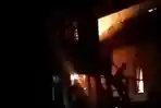 kebakaran-di-desa-empat-lawang.jpg