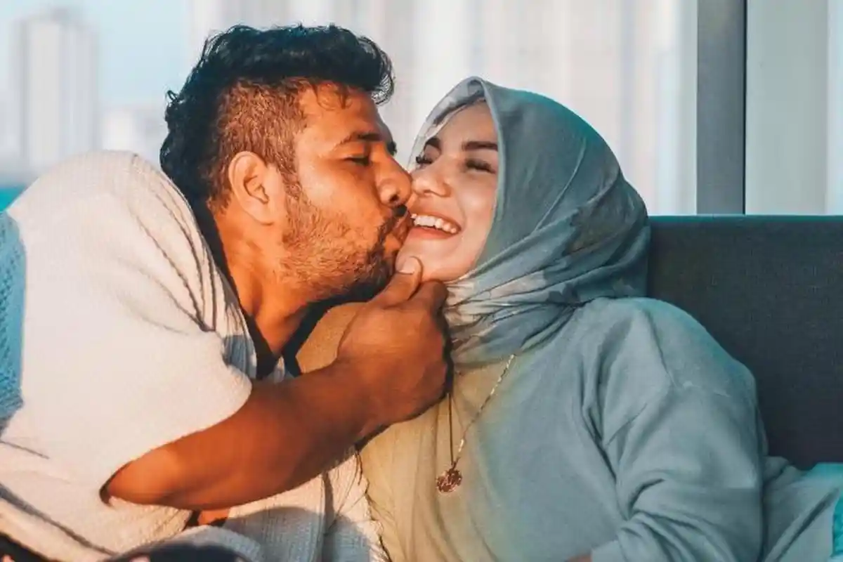 Penyesalan Ammar Zoni seusai Diciduk Janggal, Pakar Sorot Badan Berubah Tegak, Ayah Malu Bahas Irish