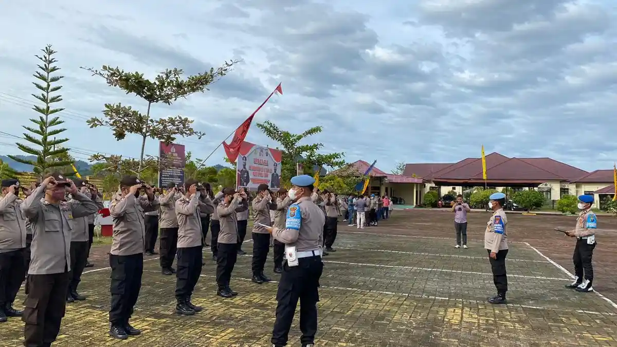 Hindari Pelanggaran, Si Propam Polres Tapteng Gelar Gaktiplin dan Riksa Senjata Api