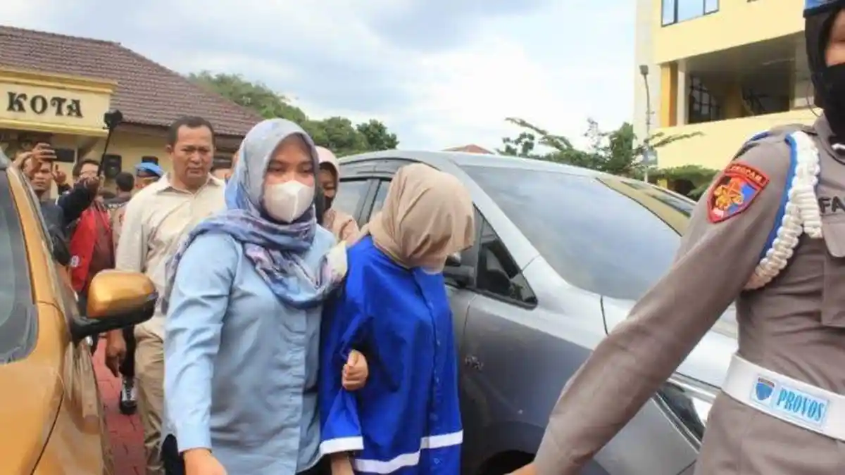 SOSOK FA dan KA, 2 Selebgram Bogor Diciduk Polisi karena Promosikan Judi Online, Bayarannya Terkuak