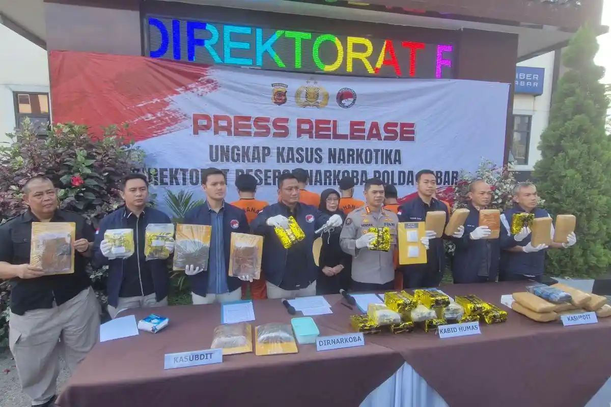 17 Kilogram Sabu Diamankan Polda Jabar, Berawal dari Pengembangan 5 Gram di Sukabumi