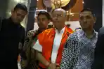 wali-kota-medan-tengku-dzulmi-eldin-ditahan-kpk_20191017_042125.jpg
