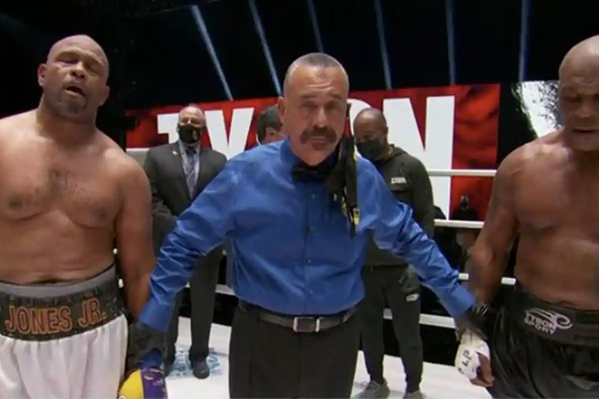 REKAP Hasil Mike Tyson Vs Roy Jones Jr - Tyson Unggul Statistik, Begini Jalannya Pertandingan