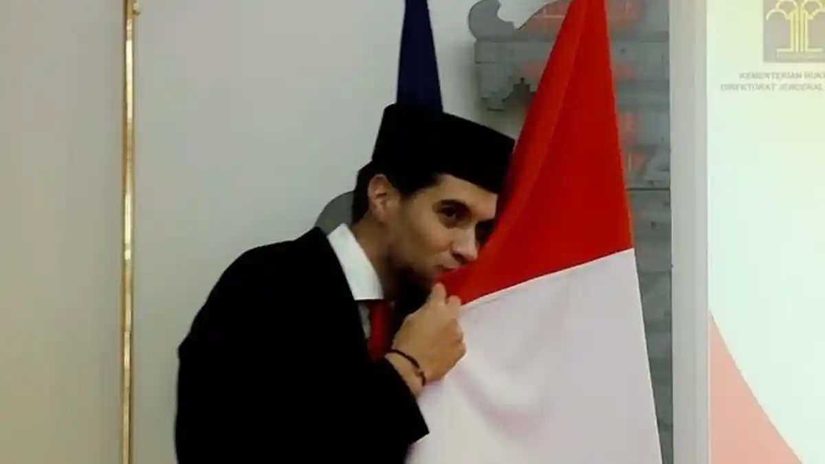 Kevin Diks Resmi Jadi WNI, Siap-Berdarah-darah Bela Timnas Indonesia, Selangkah Lagi Bisa Debut