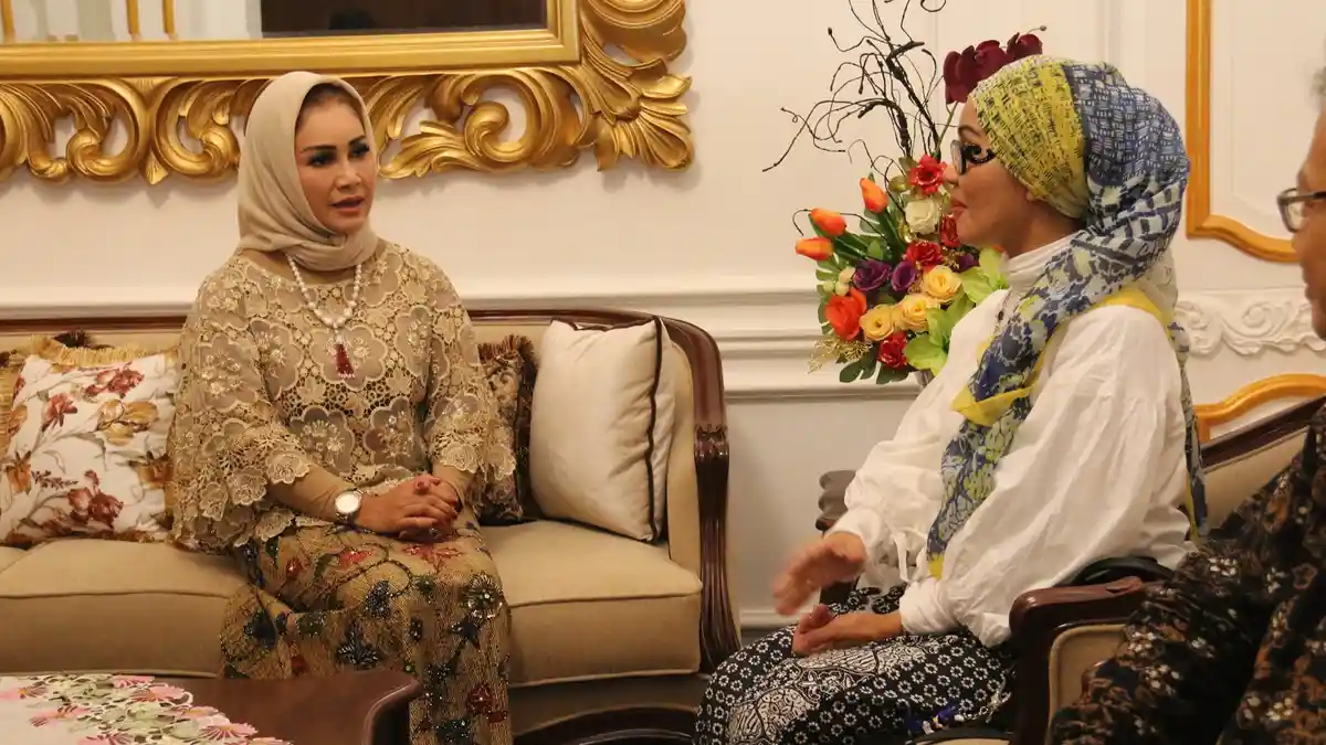 Daftar Pejabat-pejabat Kota Tegal yang Diperiksa KPK, Dyah Kemala Disorot Kamera