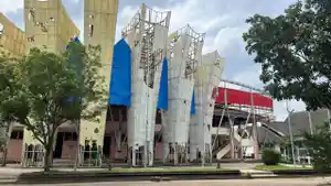 GOR-KOTA-BARU-RUSAK-PARAH.jpg