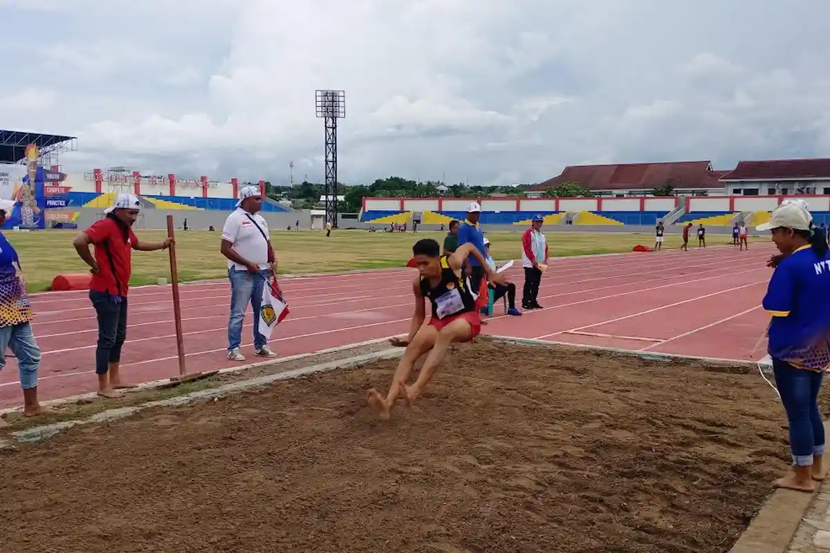 Porprov NTT 2022, Atlet Putri Belu Sabet Emas Lomba Lompat Jauh