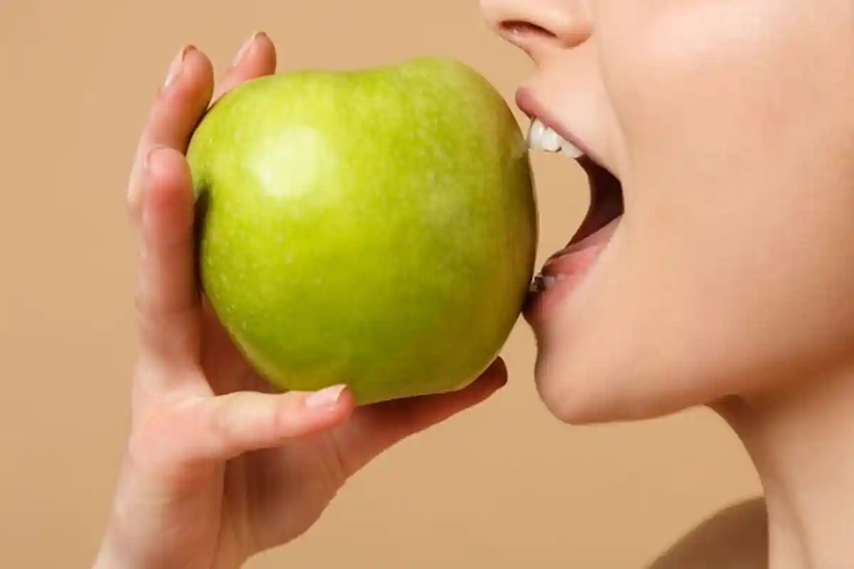 Menu Diet Apel BB Turun sampai 3 Kg dalam Hitungan Hari, Dilengkapi Manfaat Mengonsumsi Apel Rebus
