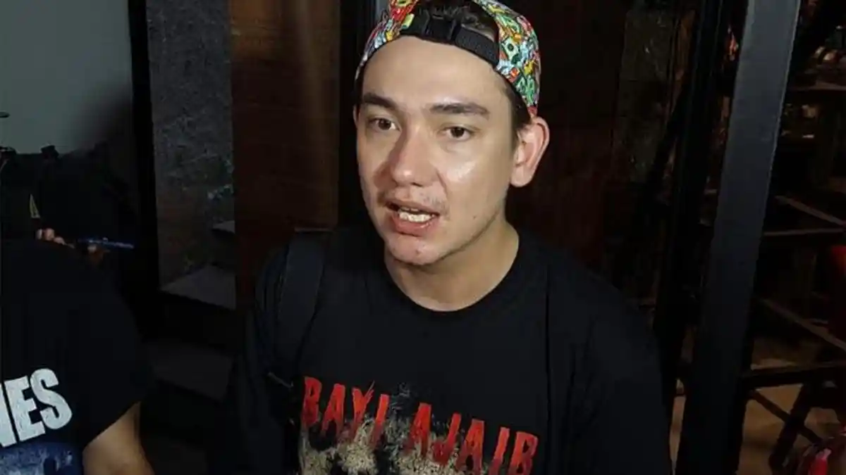 Curhat Adipati Dolken Jadi Ayah Baru, Belum Terbiasa Dengar Tangisan Anaknya, Kesal Tapi Seru