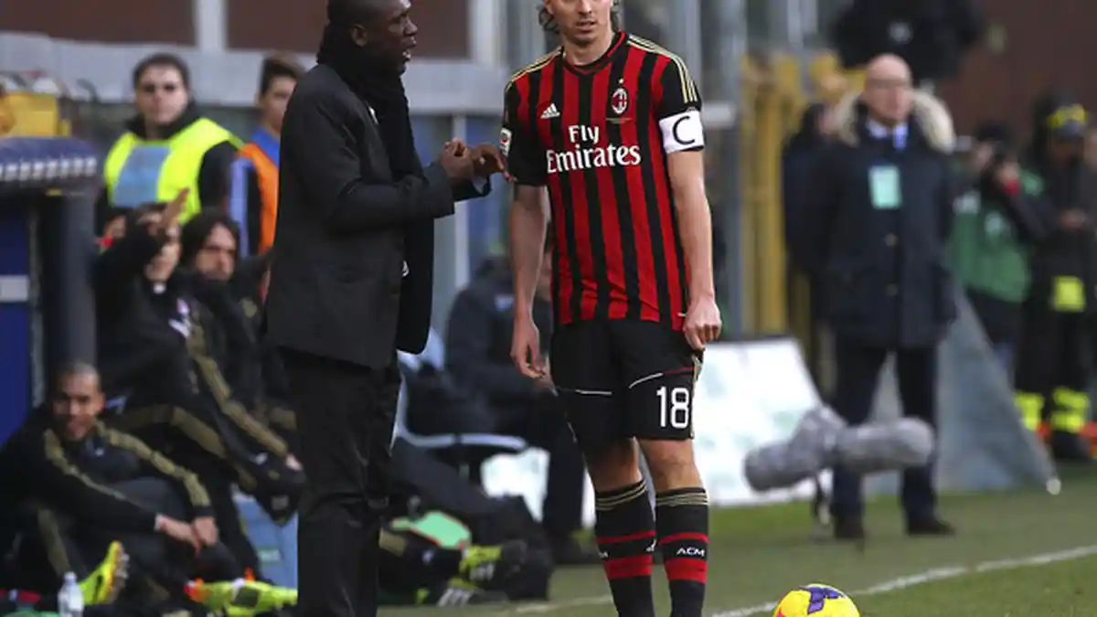 Clarence Seedorf: AC Milan Sudah Kembali ke Rel Kemenangan