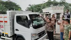 Penyerahan-truk-KDMP-Kabupaten-kediri.jpg