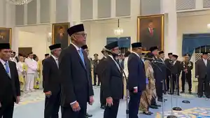 pelantikan-di-istana.jpg