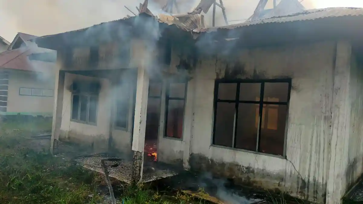 Ruangan Bekas Laboratorium Milik Dinkes Halmahera Tengah Maluku Utara Terbakar