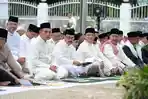 Pesan-Khutbah-Salat-Id-di-Rumah-Dinas-Gubernur.jpg