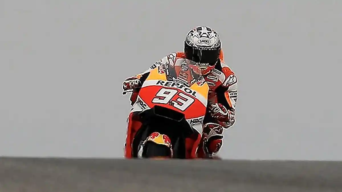 Rawan Kecelakaan, Balapan MotoGP di Sirkuit Silverstone Ditunda