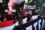 Aremania Kembali Turuh Jalan Atas Tragedi Kanjuruhan