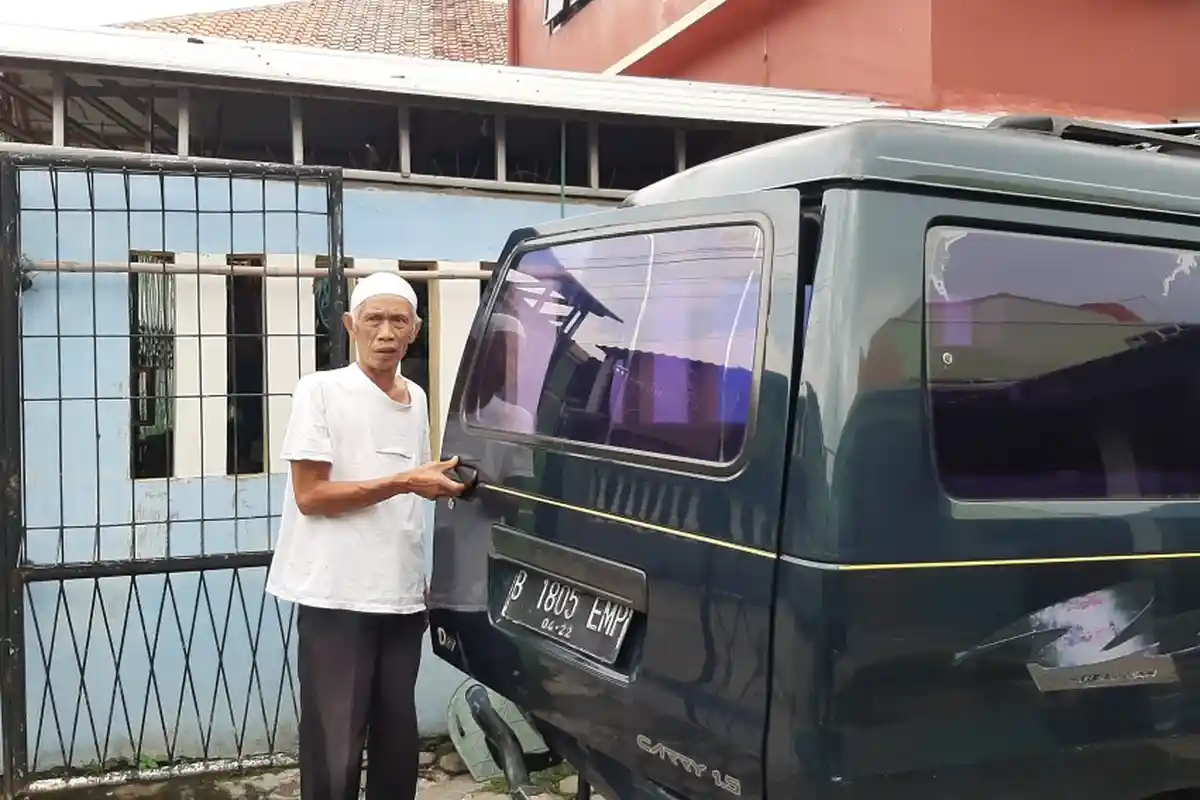 Puluhan Tahun Jadi Sopir, Musa Kaget Dibayar Penumpang Rp200 Perak: Ada Ya Orang Kayak Gitu