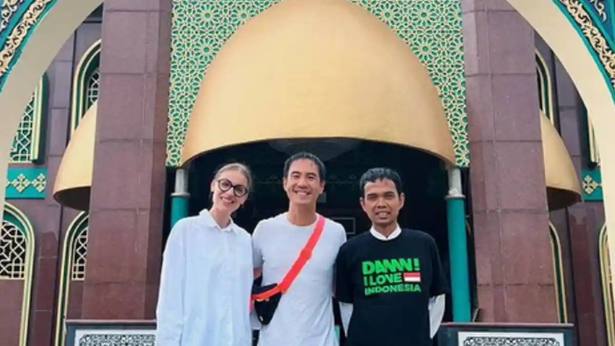 Profil dan Medsos Daniel Mananta, Presenter Kondang yang Ikut Pengajian Bersama Ustaz Abdul Somad