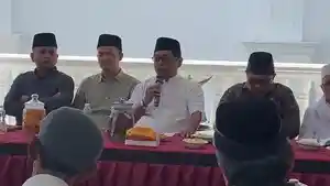 PERTEMUAN-DARURAT-Bupati-Padang-Pariaman-John-Kenedy-Azis.jpg