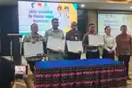 Para-pihak-foto-bersama-usai-pendatanganan-PKS.jpg