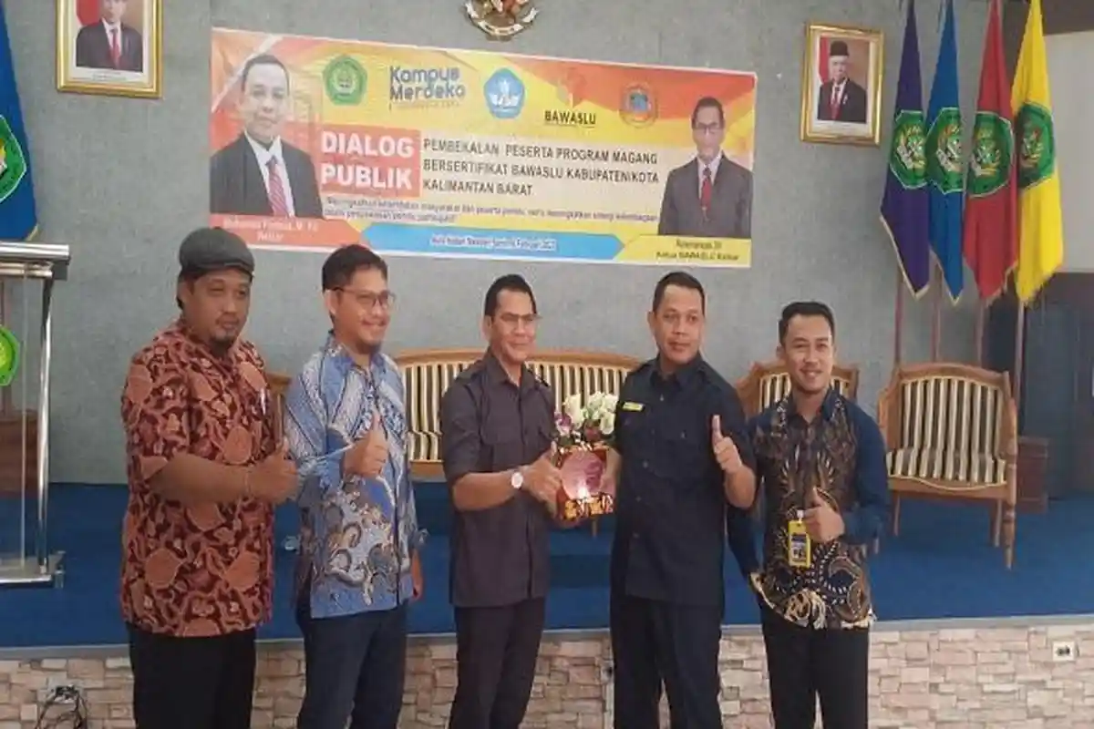 IKIP PGRI Pontianak Gelar Dialog Publik, Ketua Bawaslu Kalbar Ajak Mahasiswa Aktif di Pemilu 2024