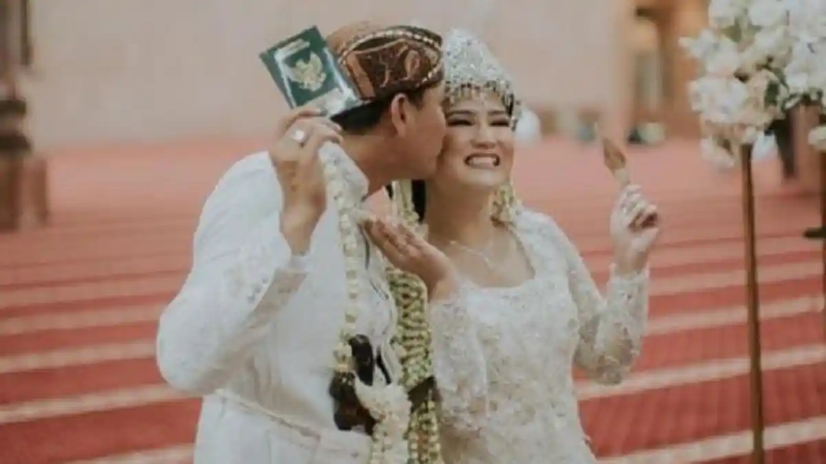 Biodata Masayu Clara, Bintang FTV yang Menikah dengan Sutradara, Maharnya 100 Gram Logam Mulia