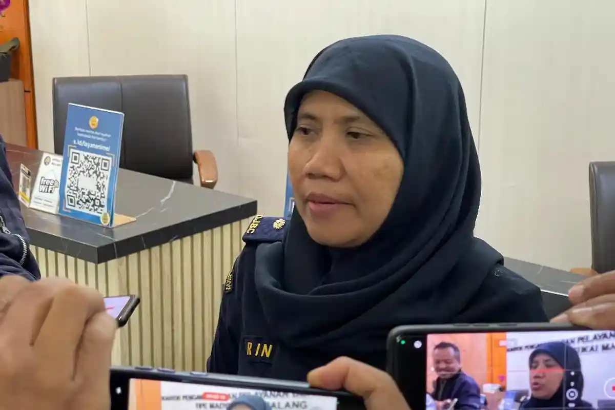 Manajer Arema FC Wiebie Dwi Andriyas Jadi Tersangka Rokok Ilegal, Kasusnya Ditangani Bea Cukai Pusat