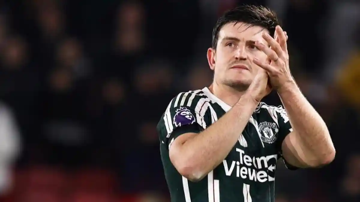 Live Streaming Manchester United vs Luton Town, ETH Sebut Harry Maguire Membaik