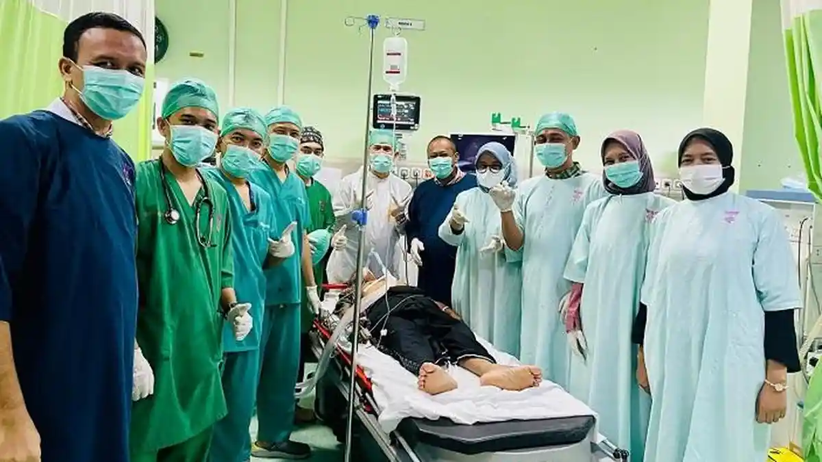 Dokter RSUDZA Keluarkan Potongan Salak dari Paru Pasien asal Aceh Jaya