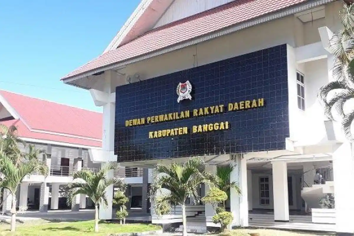 Daftar 35 Caleg Diprediksi Dapat Kursi di DPRD Banggai, Golkar Rebut Kursi Ketua dari PDIP
