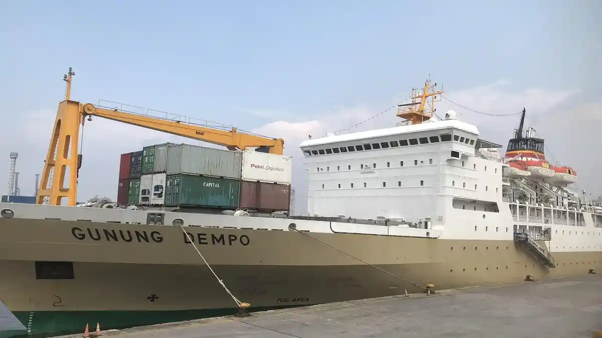 Jadwal Kapal Pelni Surabaya - Jayapura November 2024: KM Ciremai, KM Sinabung hingga KM Labobar