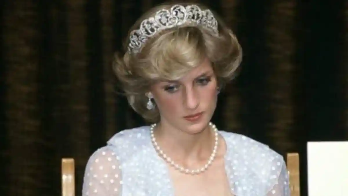 Sederet Pria yang Pernah Dikencani Putri Diana Selain Pangeran Charles