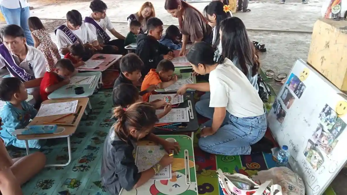 FKM Unsrat Manado Sulawesi Utara Beri Penyuluhan Kesehatan ke Anak Didik Komunitas Dinding Manado