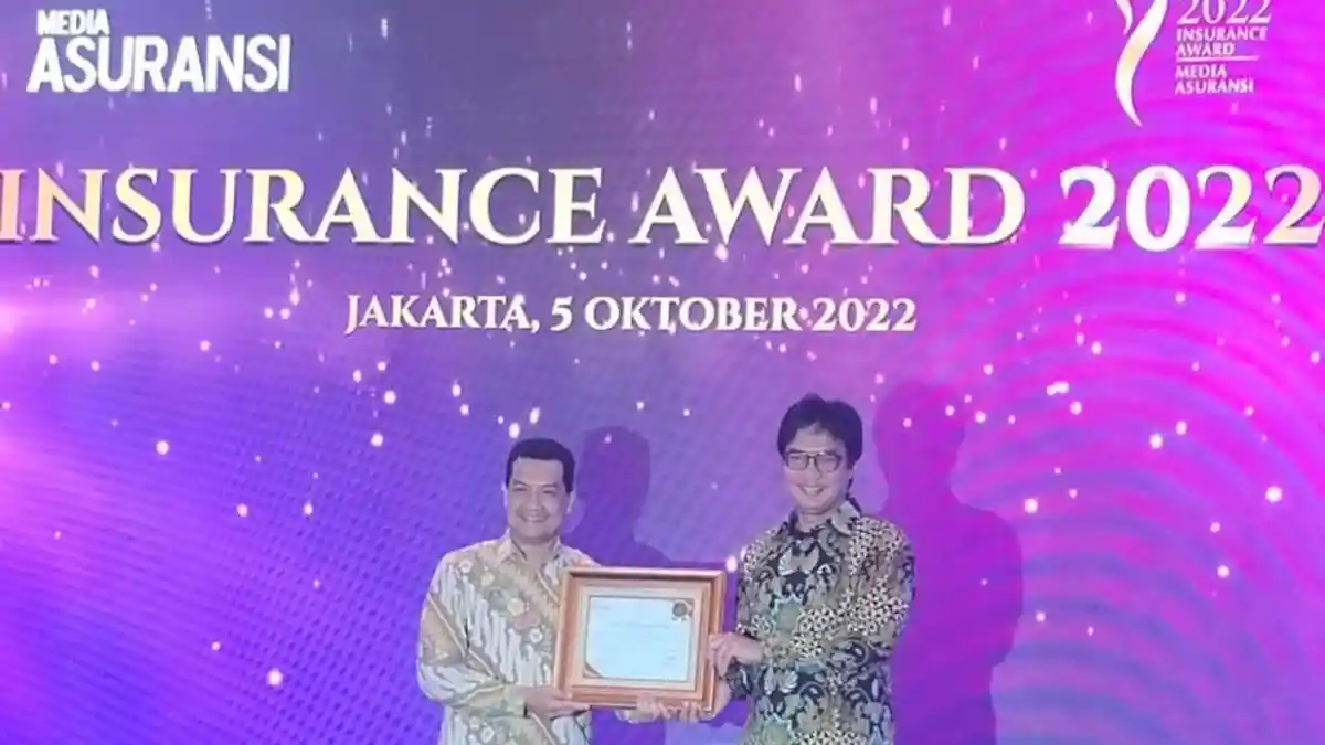 Tugu Insurance Raih 2 Penghargaan pada Insurance Award 2022