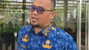 Lurah-Kelayan-Timur-Ihda-Azemi-menjelaskan-rincian-BOP-Rp-3146-Juta.jpg