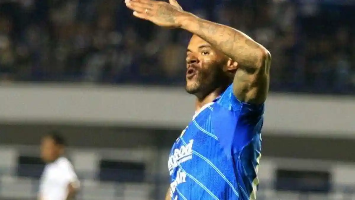 Kabar Skuad Persib Hari Ini Bojan Hodak Gembira Keputusan David Da Silva