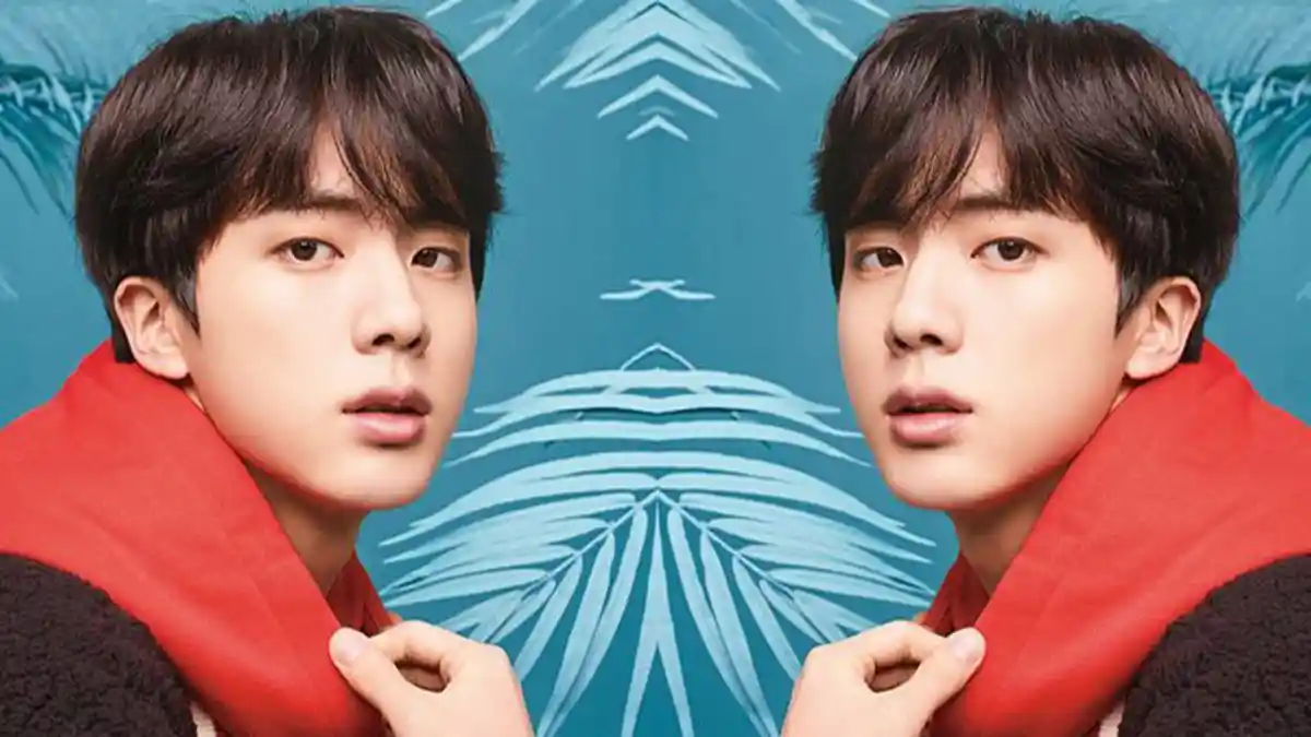 Disawer Dollar Oleh Penggemar Saat Konser, Tak Disangka Jin BTS Beri Respon Ini, Bikin Melting