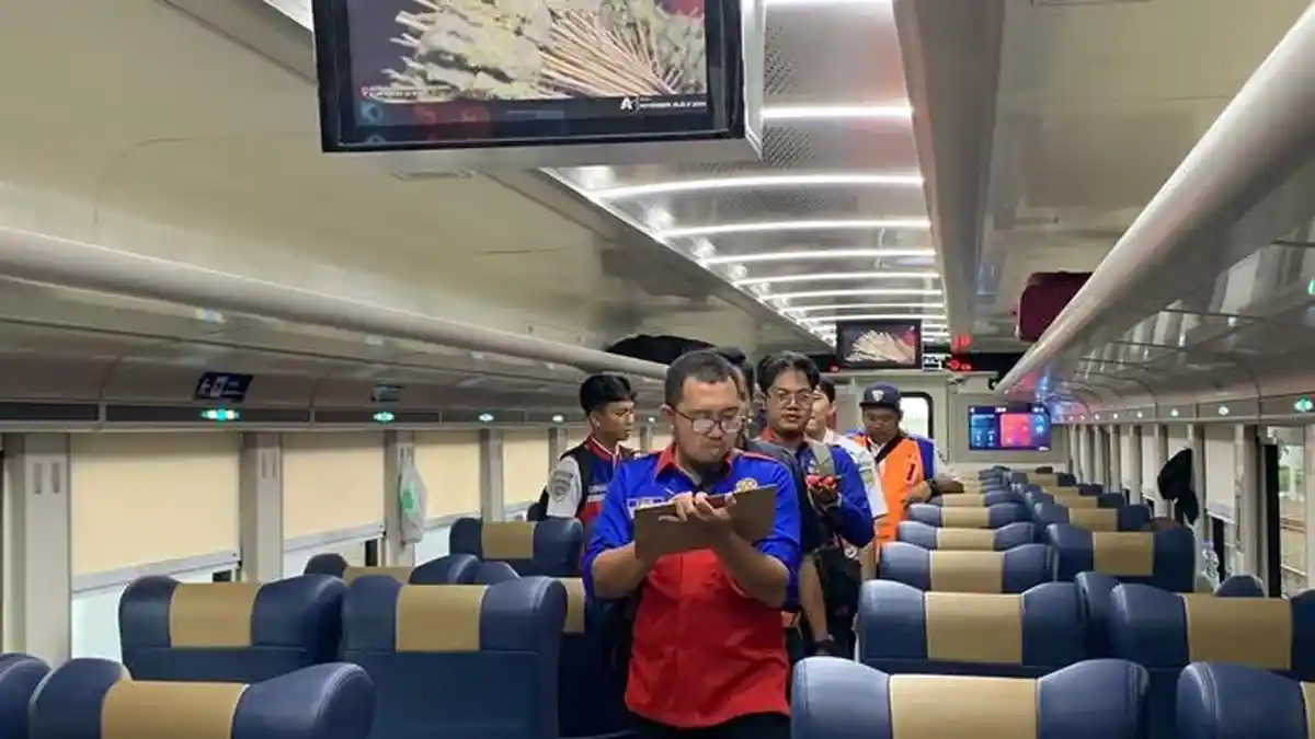 Libur Nataru 2025: Tiket Kereta Diminati, Penjualan Melejit