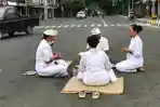 Jelang Hari Raya Nyepi, Pemangku Pura Melanting Mataram Adakan Sembahyang Tawur Agung, Ini Tujuannya