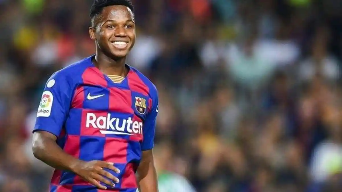 Asa Inter Terbunuh dengan Gol Susah Bocah Ajaib Barcelona