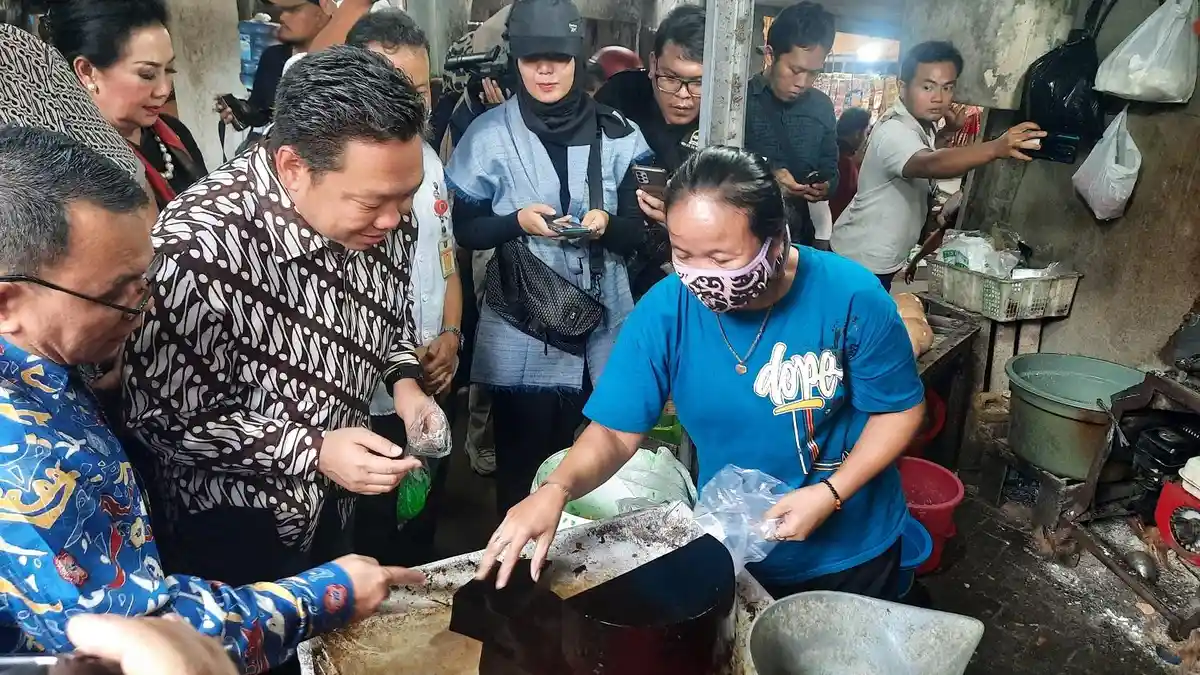 Terima Kunjungan Komisi IX DPR RI, Mbak Ita Lakukan Pengawasan Peredaran Makanan dan Minuman