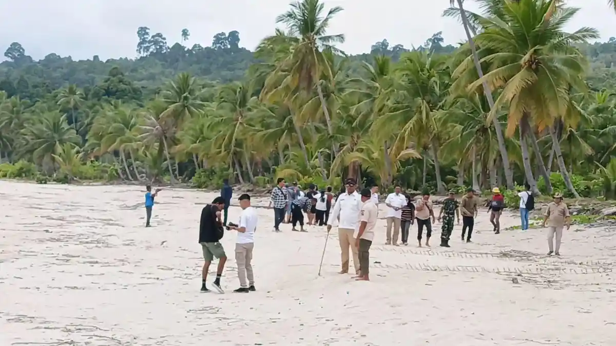 3 Destinasi Wisata Taliabu Akan Didorong, Salah Satunya Wisata Pasir Anjing