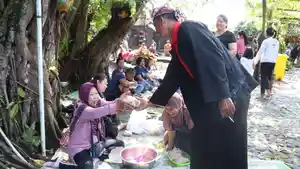 Tradisi-bancakan-di-Umbul-Kemanten-Desa-Sidowayah-Kecamatan-Polanharjo.jpg