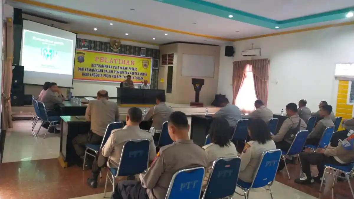 Tingkatkan Kemampuan Personil, Polres Tapteng Laksanakan Latihan Public Speaking