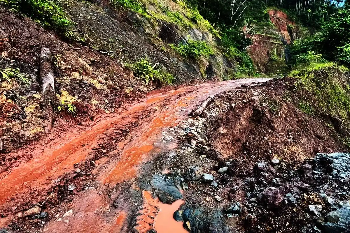 Ruas Jalan Fef-Mayah Rusak dan Rawan Kecelakaan, Waket II MRPBD Minta Pemprov Segera Perbaiki